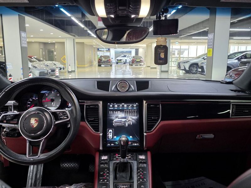2017 Porsche Macan 3.0 S Diesel 95B photo 10
