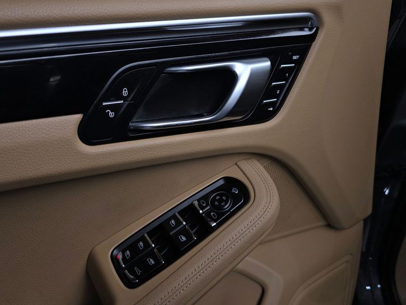 2015 Porsche Macan 3.0 S Diesel 95B photo 16