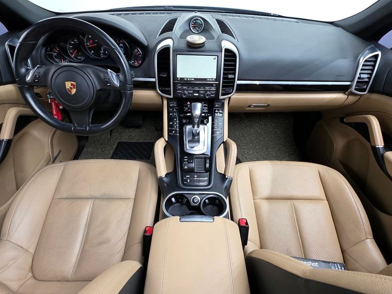 2014 Porsche Cayenne 3.0 Diesel Platium Edition 958 photo 7