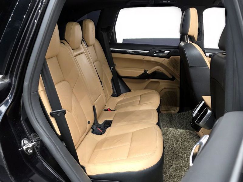 2014 Porsche Cayenne 3.0 Diesel Platium Edition 958 photo 12