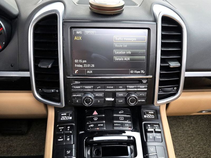 2014 Porsche Cayenne 3.0 Diesel Platium Edition 958 photo 14