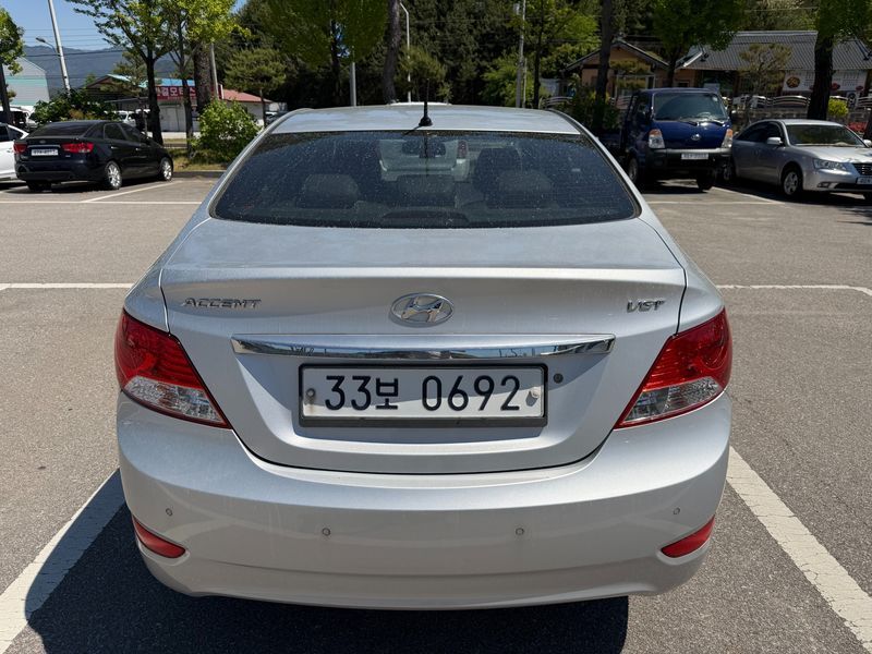 2012 Hyundai Accent Diesel 1.6 VGT Premium photo 18