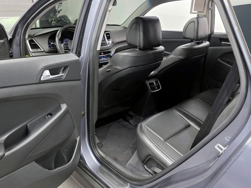 2016 Hyundai Tucson Diesel 1.7 2WD Modern photo 11