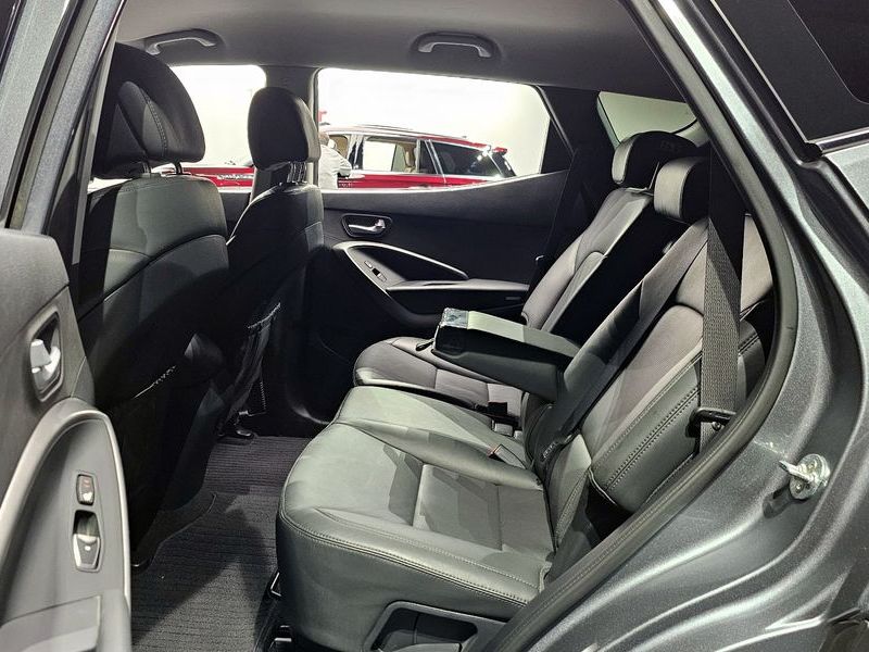 2017 Hyundai Santa Fe Diesel 2.0 2WD Premium photo 11