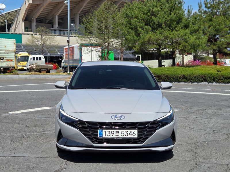 2021 Hyundai Avante 1.6 Inspiration photo 1