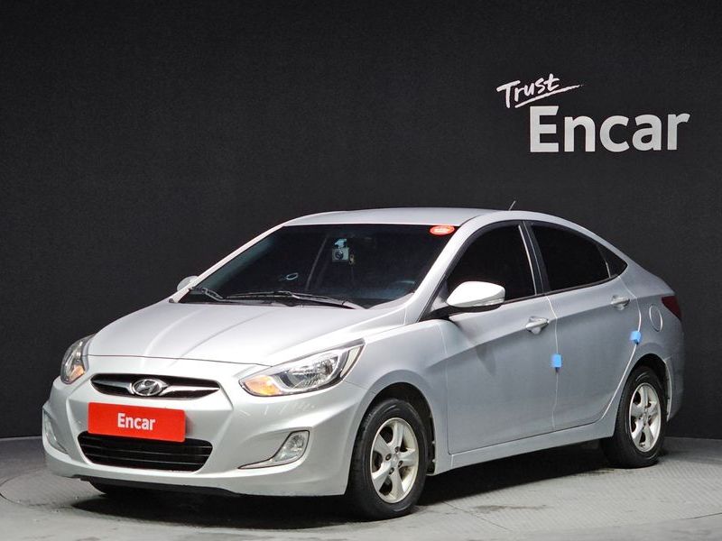 2013 Hyundai Accent Diesel 1.6 VGT Premier photo 1