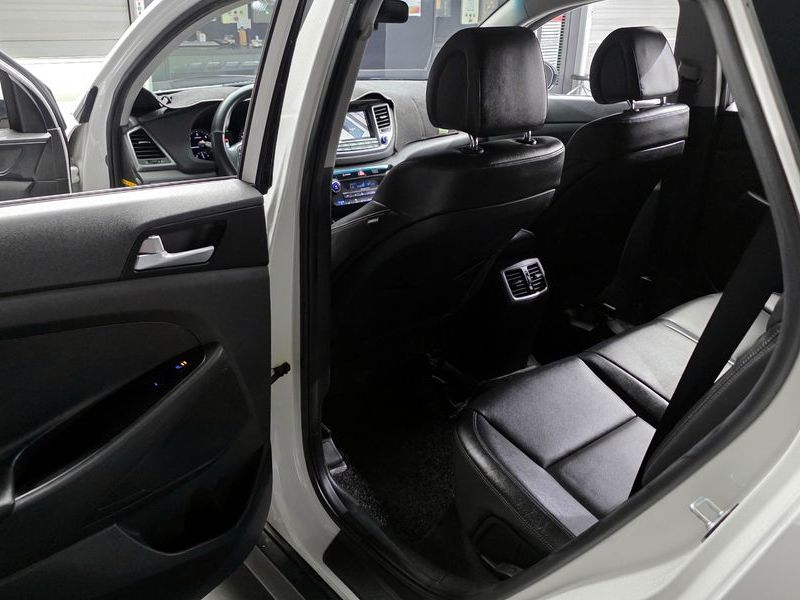 2016 Hyundai Tucson Diesel 1.7 2WD Modern photo 11