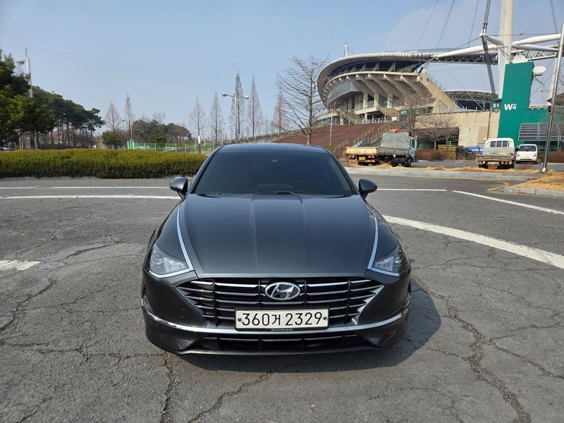 2020 Hyundai Sonata 2.0 Smart photo 1