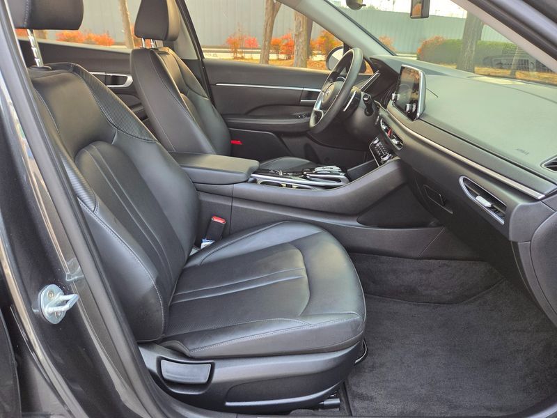2020 Hyundai Sonata 2.0 Smart photo 14