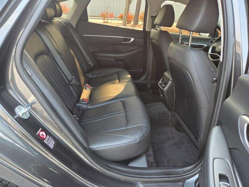2020 Hyundai Sonata 2.0 Smart photo 15