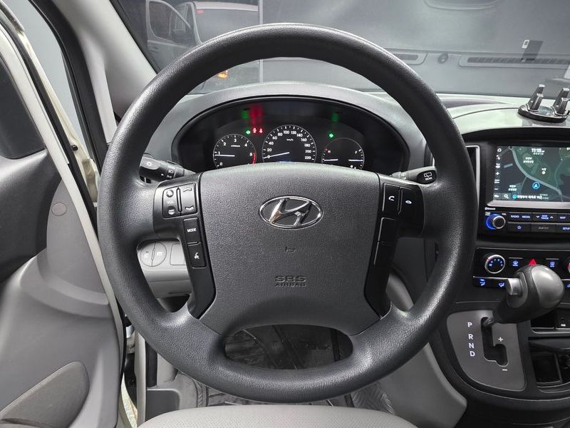 2019 Hyundai The New 그랜드 스타렉스 Van 3-Seater Style photo 13