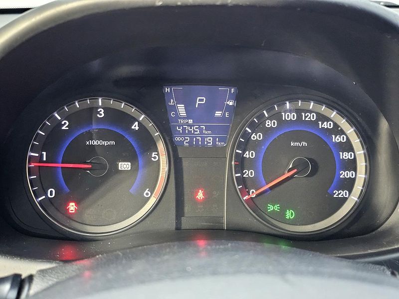 2012 Hyundai Accent Diesel 1.6 VGT Premier photo 7