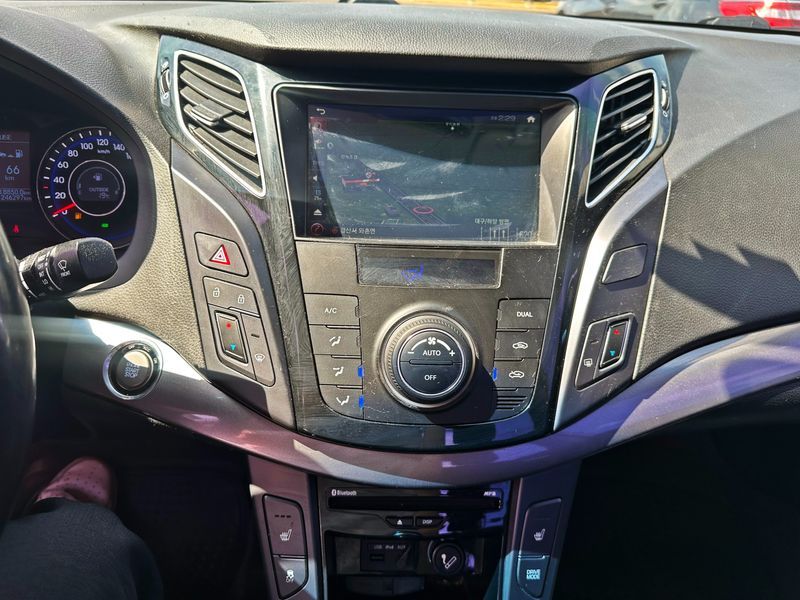 2014 Hyundai i40 살룬 1.7 VGT PYL photo 16