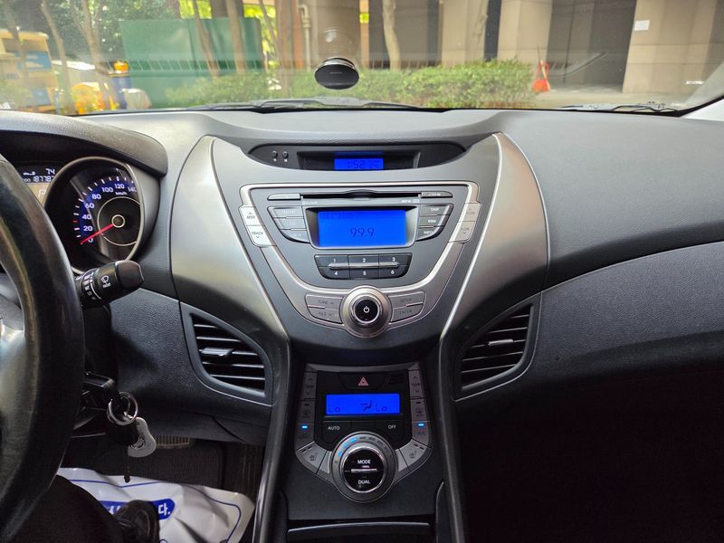 2013 Hyundai Avante M16 GDI Smart photo 13