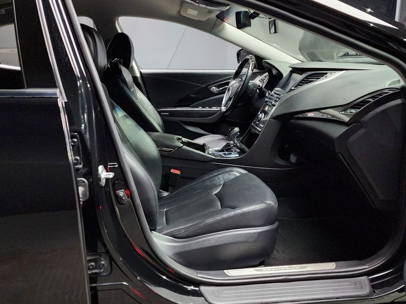 2015 Hyundai Grandeur HG240 Modern photo 10