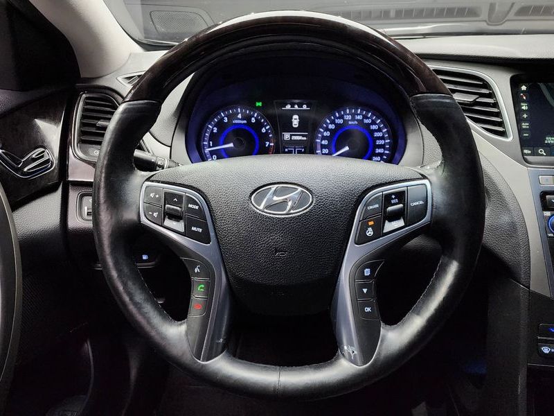 2015 Hyundai Grandeur HG240 Modern photo 13