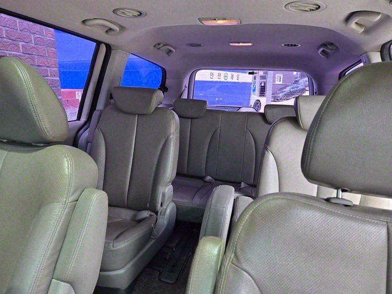 2014 Kia Carnival Grand GLX Premium photo 7