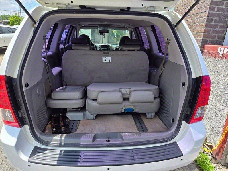 2014 Kia Carnival Grand GLX Premium photo 18