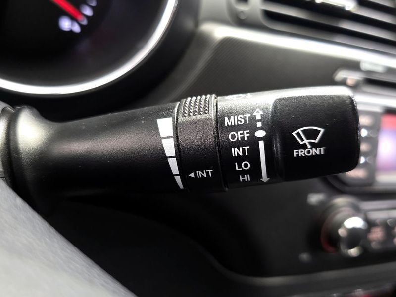 2012 Kia 올 New 프라이드 1.6 GDI Sedan Luxury photo 19