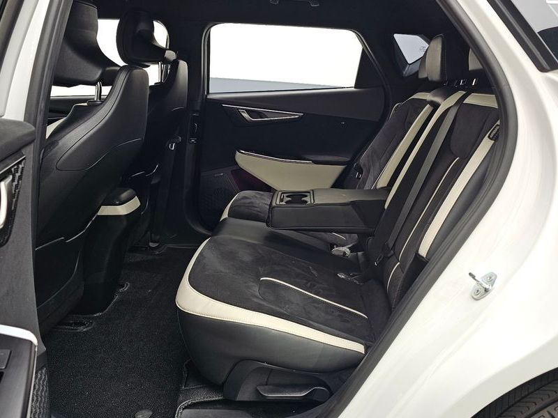 2025 Kia The New EV6 Long Range 4WD GT Line photo 11