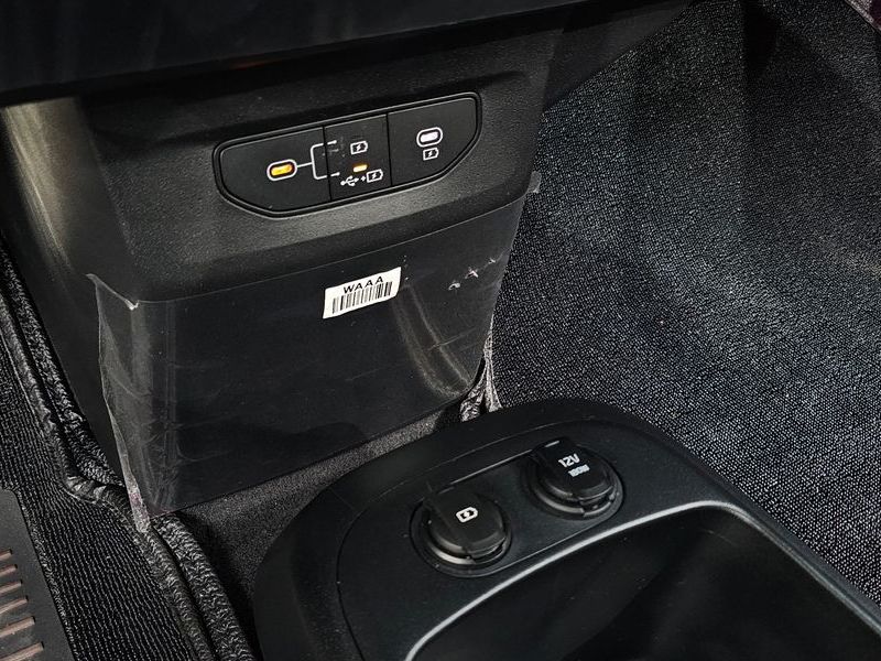 2025 Kia The New EV6 Long Range 4WD GT Line photo 12