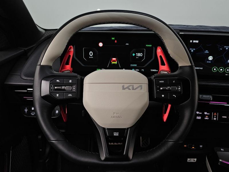 2025 Kia The New EV6 Long Range 4WD GT Line photo 13