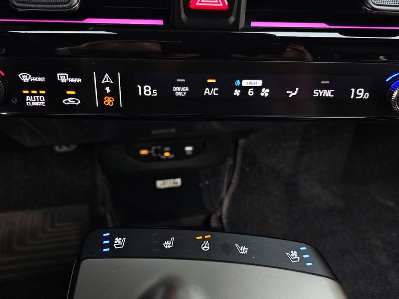 2025 Kia The New EV6 Long Range 4WD GT Line photo 28