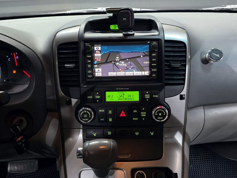 2014 Kia Carnival Grand GLX Premium photo 14