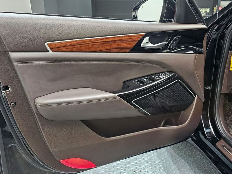 2017 Kia K7 3.3 GDI Noblesse Special photo 24