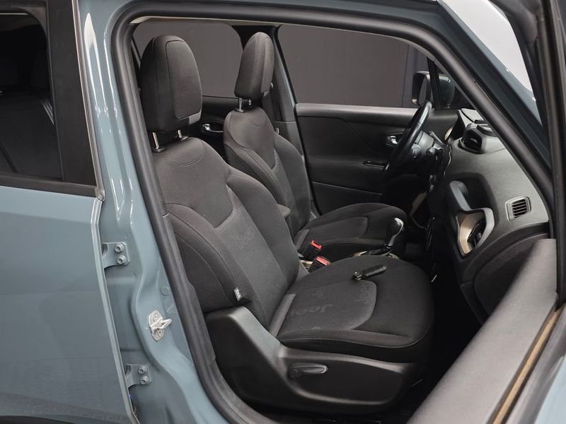 2016 Jeep Renegade 2.4 Longitude photo 12