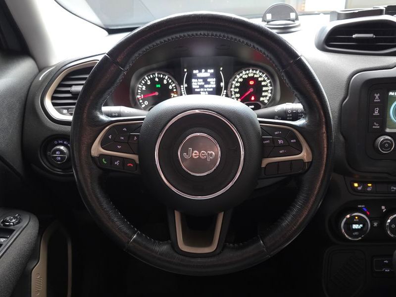 2016 Jeep Renegade 2.4 Longitude photo 13
