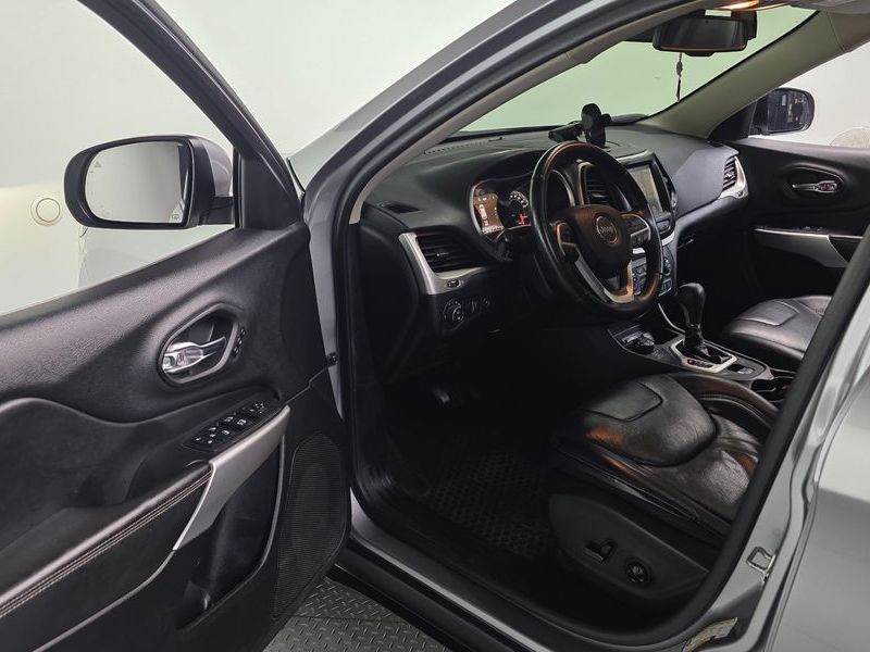 2018 Jeep Cherokee 2.2 Diesel Limited 4WD photo 11