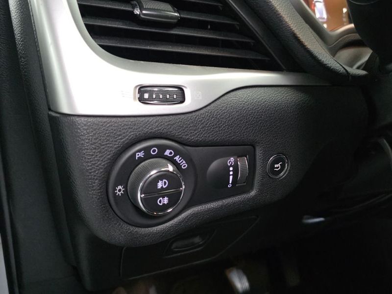 2018 Jeep Cherokee 2.2 Diesel Limited 4WD photo 19