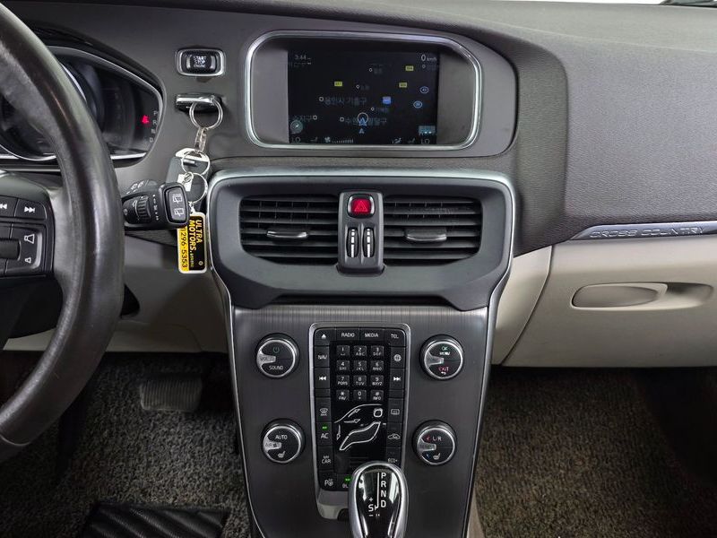 2016 Volvo V40 크로스컨트리 D3 photo 14
