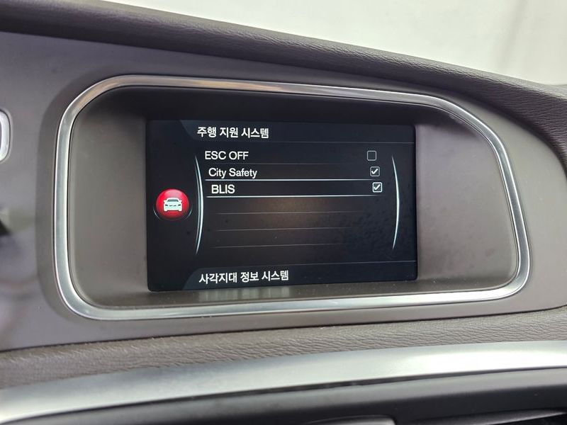 2016 Volvo V40 크로스컨트리 D3 photo 16