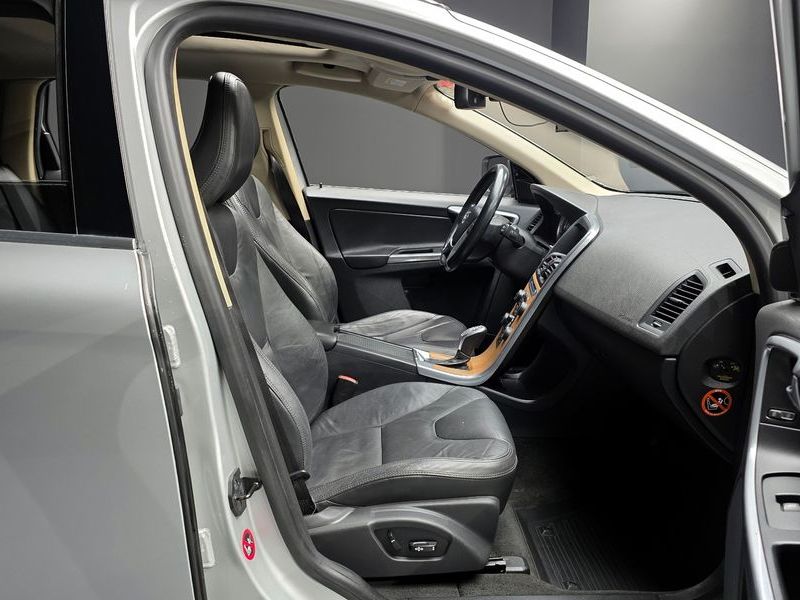 2013 Volvo XC60 D4 1st photo 10