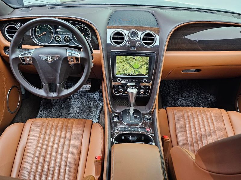 2016 Bentley Continental GT 4.0 GT photo 7