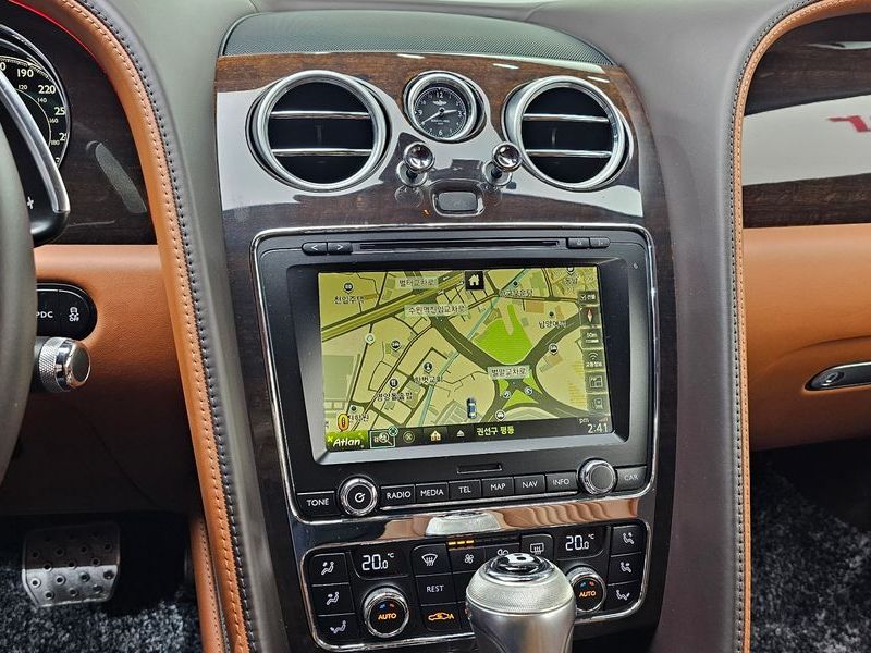 2016 Bentley Continental GT 4.0 GT photo 14