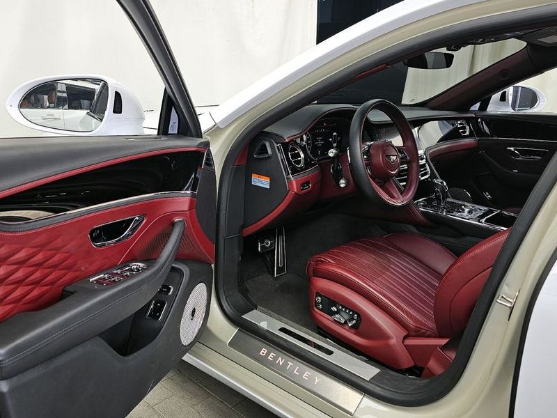 2022 Bentley Flying Spur 4.0 photo 10