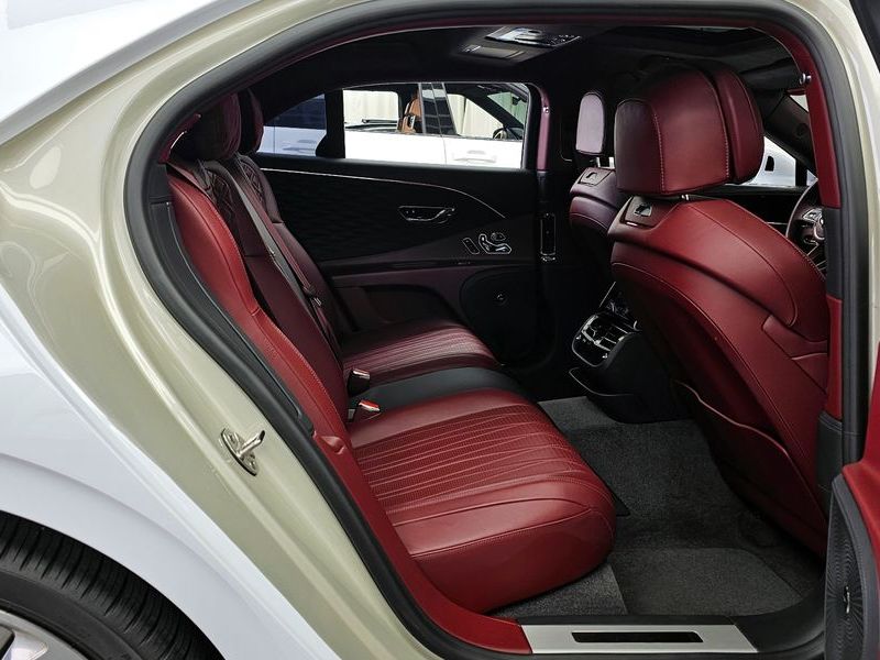 2022 Bentley Flying Spur 4.0 photo 12