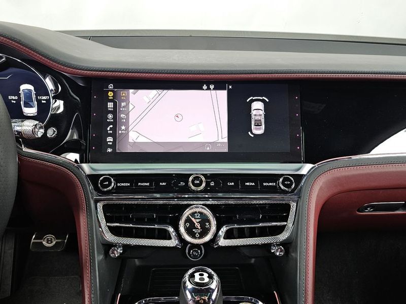 2022 Bentley Flying Spur 4.0 photo 14