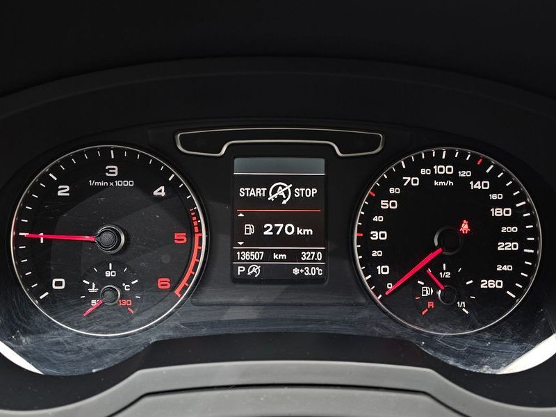 2012 Audi Q3 2.0 TDI Quattro Dynamic 8U photo 8