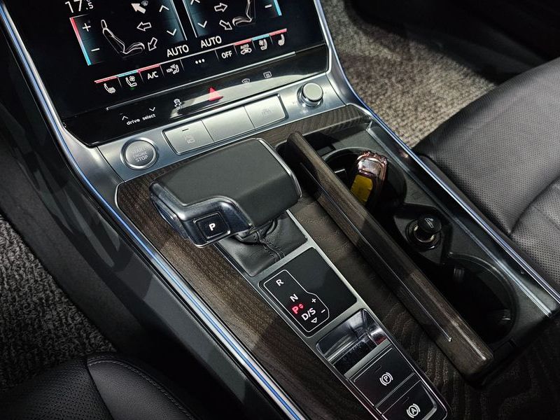 2020 Audi A6 40 TDI Quattro Premium photo 9