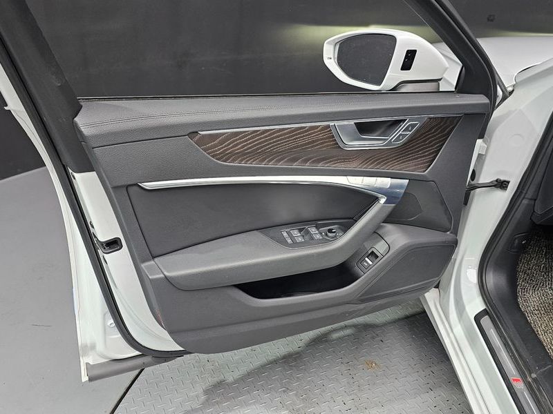 2020 Audi A6 40 TDI Quattro Premium photo 24