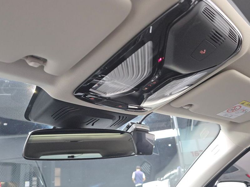 2023 BMW 3 Series 320d Touring photo 18