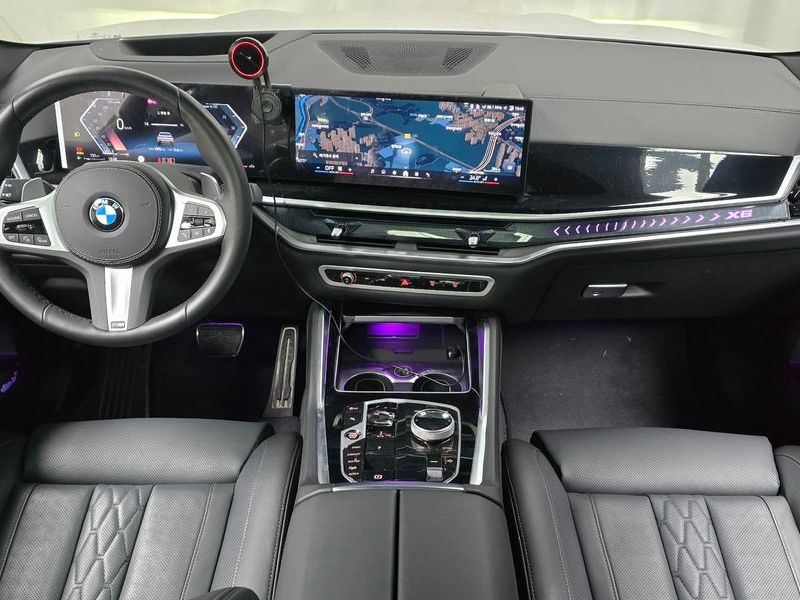 2025 BMW X6 xDrive40i M Sport photo 7