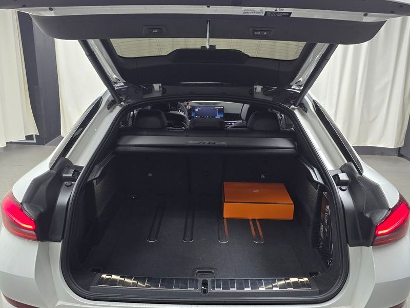 2025 BMW X6 xDrive40i M Sport photo 20