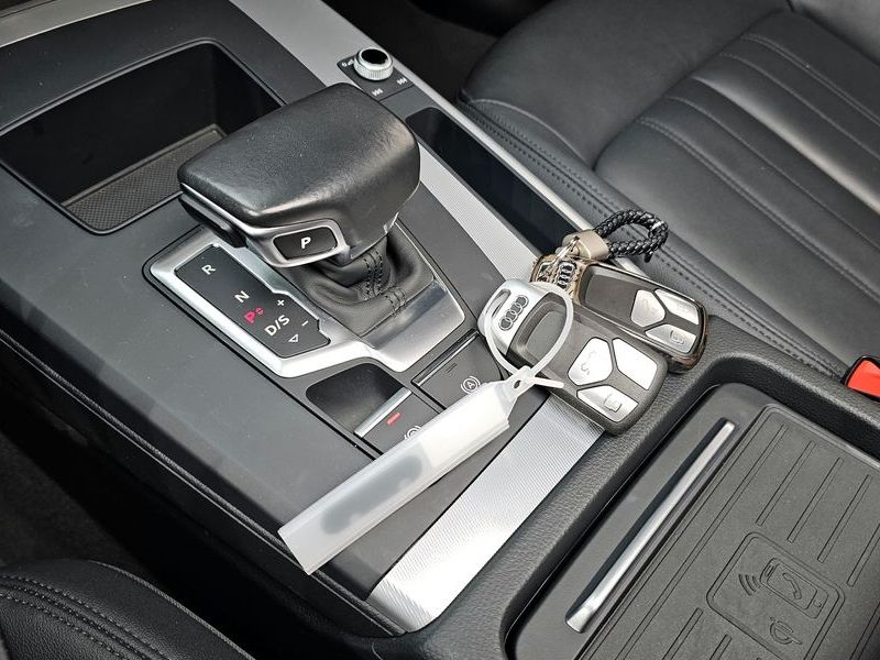 2021 Audi Q5 45 TFSI Quattro photo 9