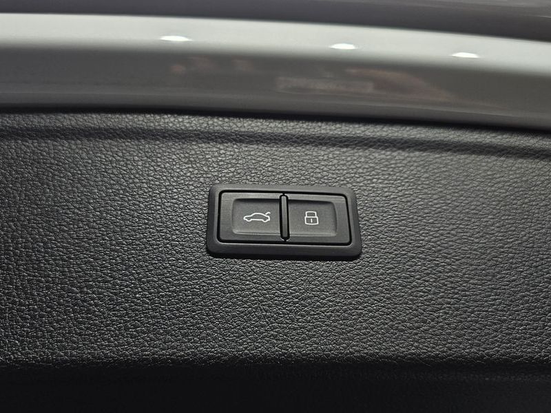 2021 Audi Q5 45 TFSI Quattro photo 20