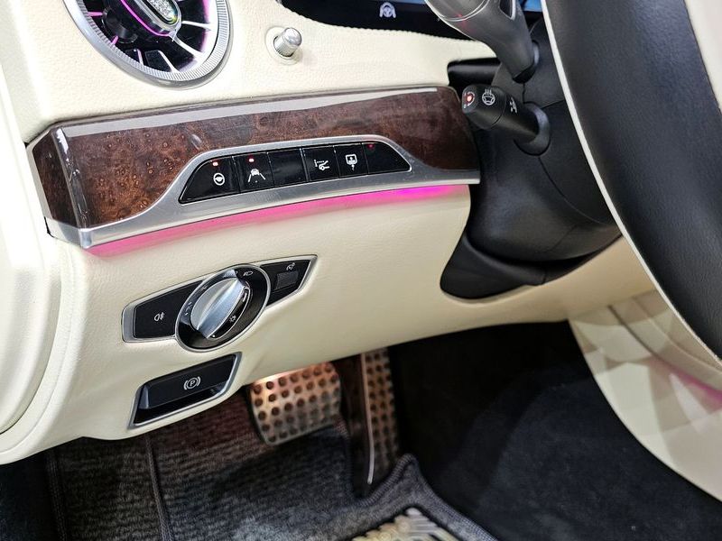 2019 Mercedes-Benz S-Class S560L 4MATIC photo 20